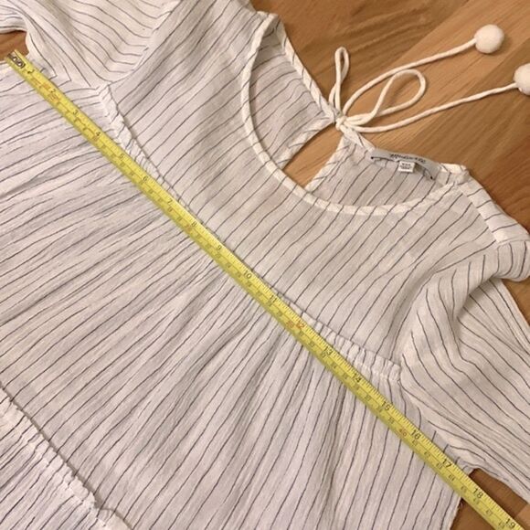 🟢3 items for $20—//MADEWELL tiered top haysboro stripe long sleeve tie back - Picture 7 of 11